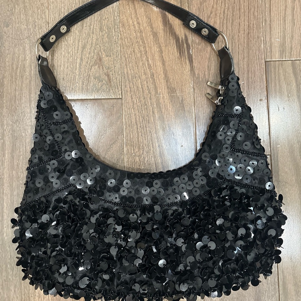 Vintage black sequin beaded shoulder bag!